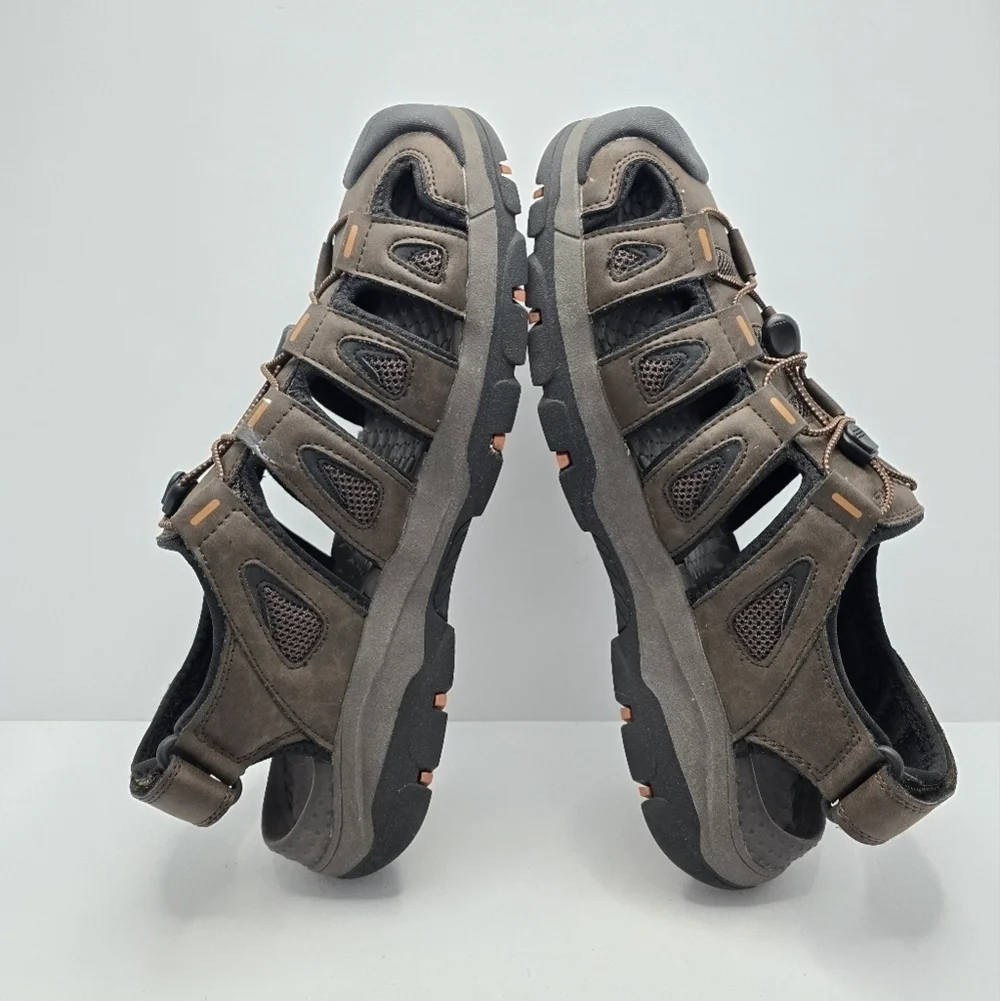 Skechers | Tresman Outseen brown leather Gorpcore closed toe sandals | MENS 12